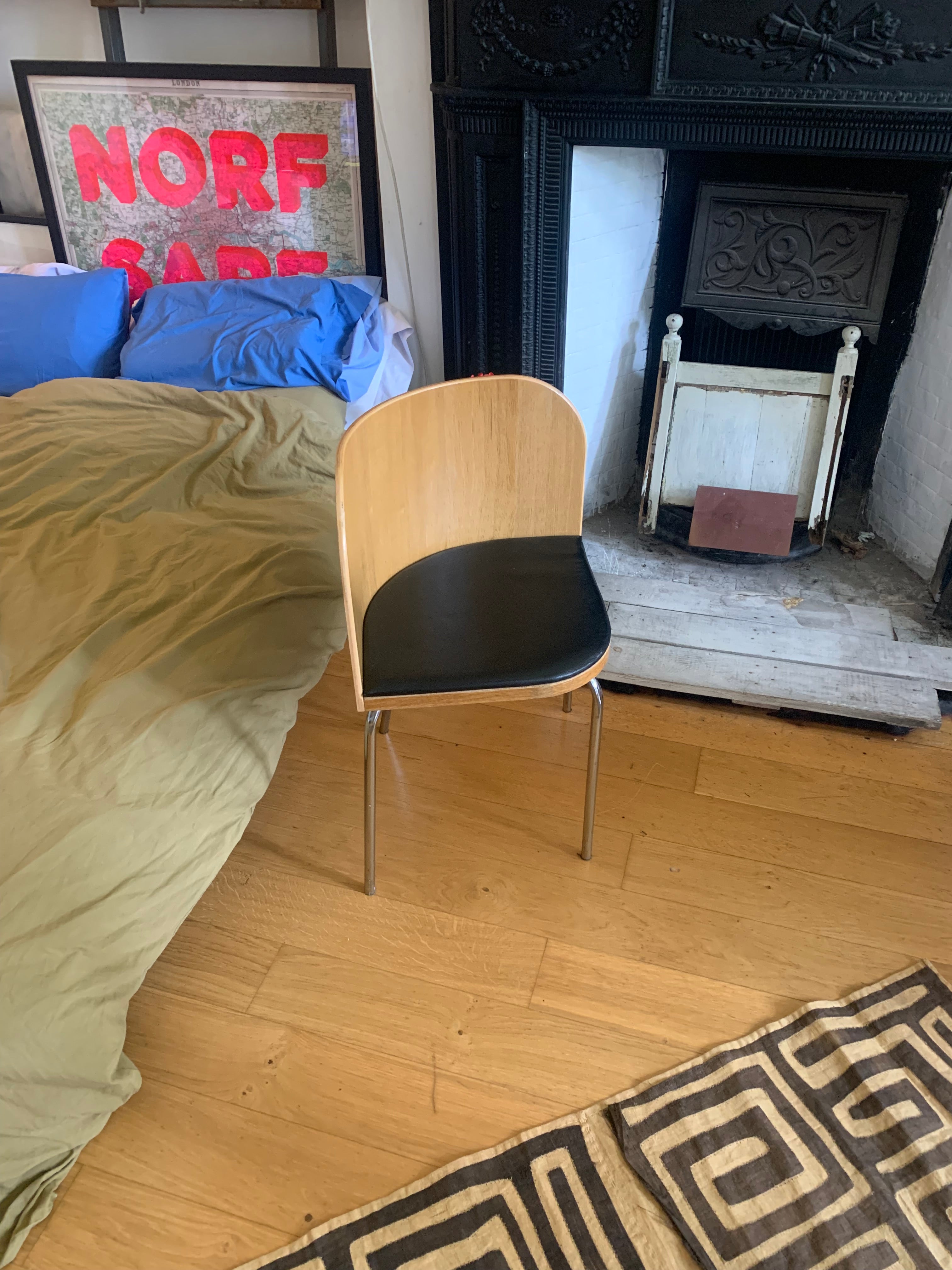 Leather Designer 'Jump Seat'