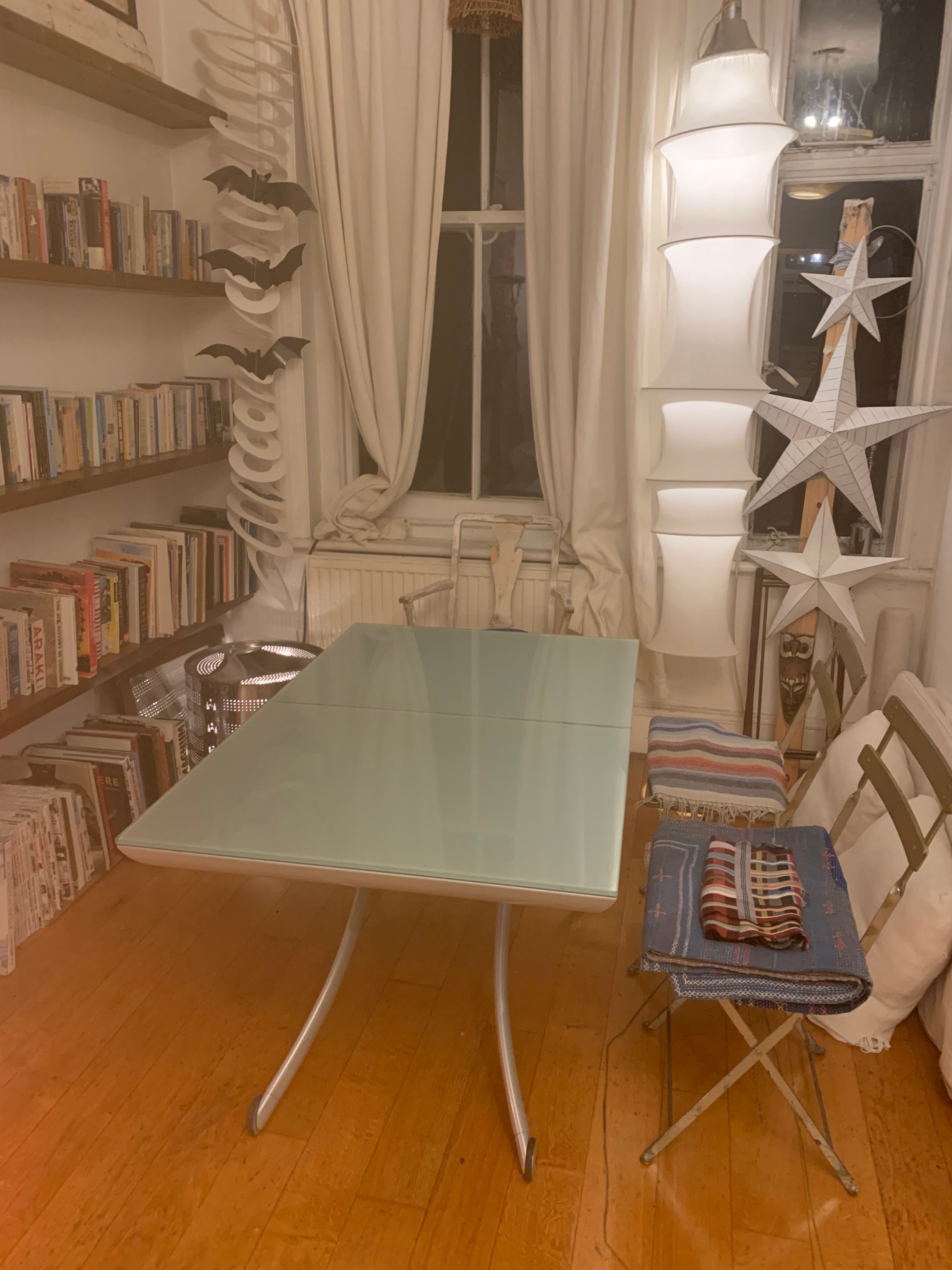 Yo-Yo Ligne Roset table- max flex- transformer perfect table