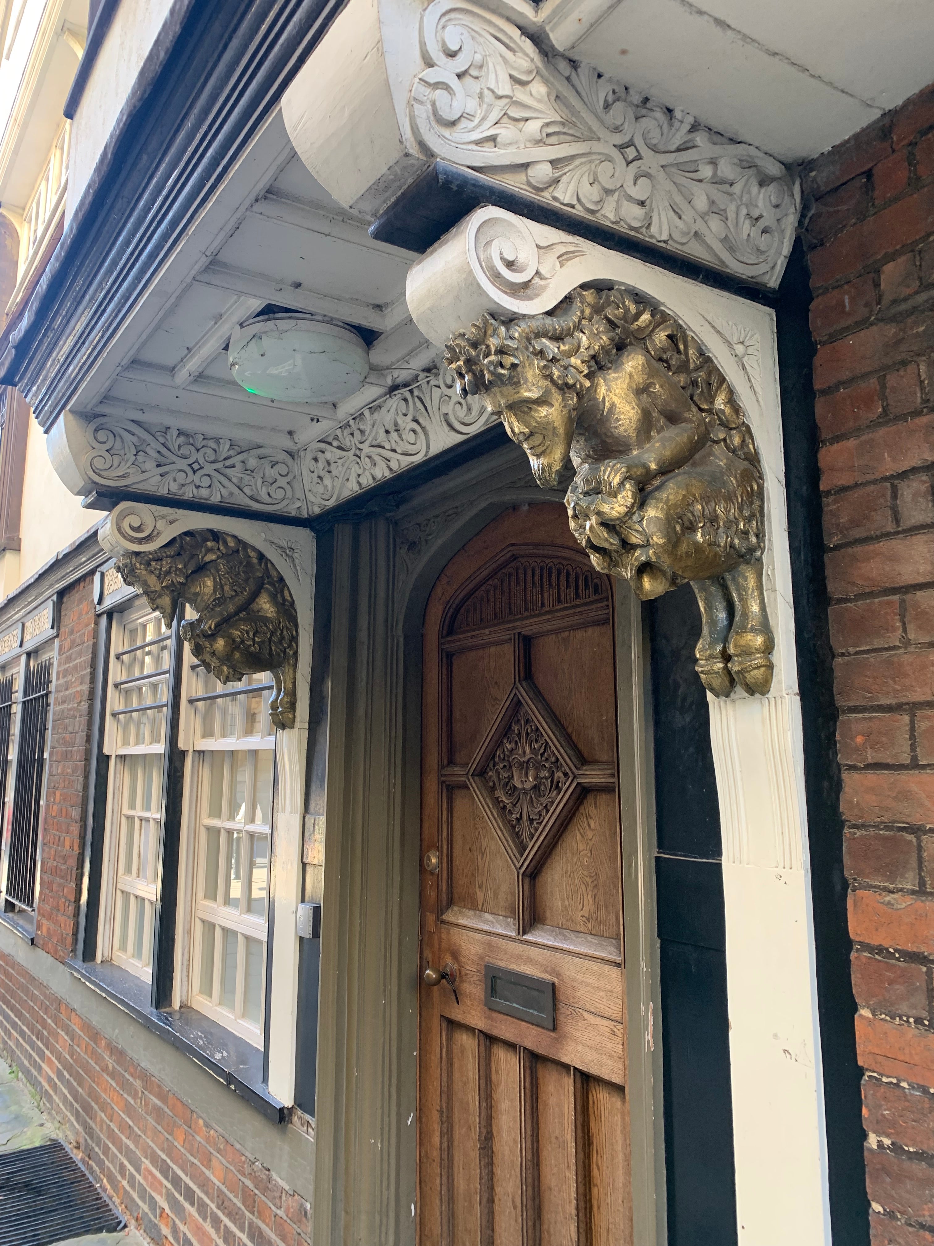 Oxford : Walking Guided Tour - "Lord of the Rings" -& "Narnia" - JRR Tolkien- CS Lewis