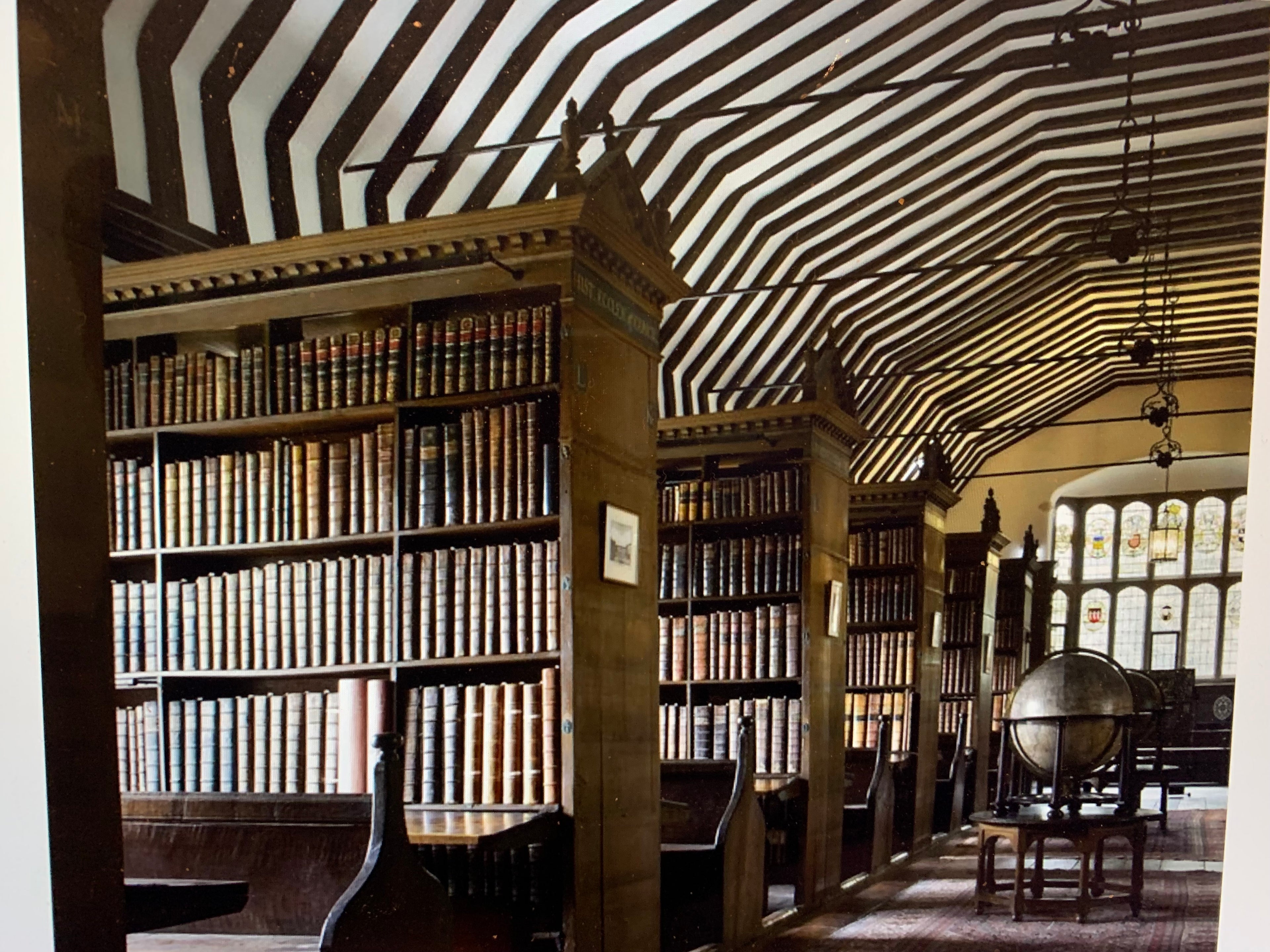 Oxford : Walking Guided Tour- "Ghosts + Phantoms"